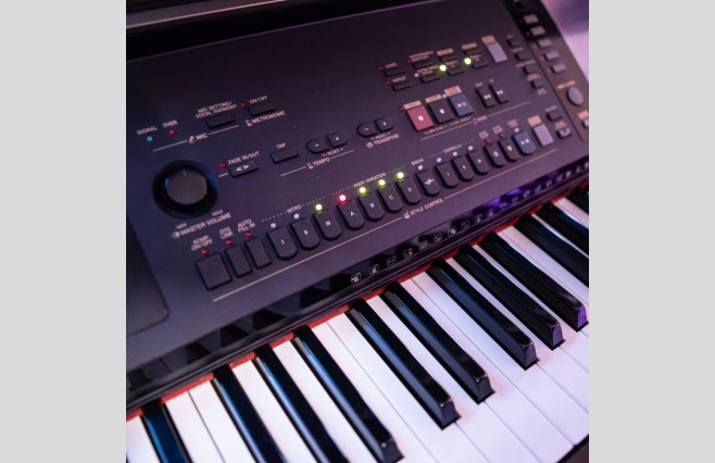 Used Yamaha CVP307 Satin Rosewood Digital Piano Complete Package (SN:GBRCLZ01012) - Image 8